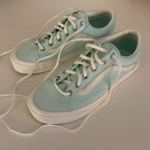 Low Top Vans Sneakers